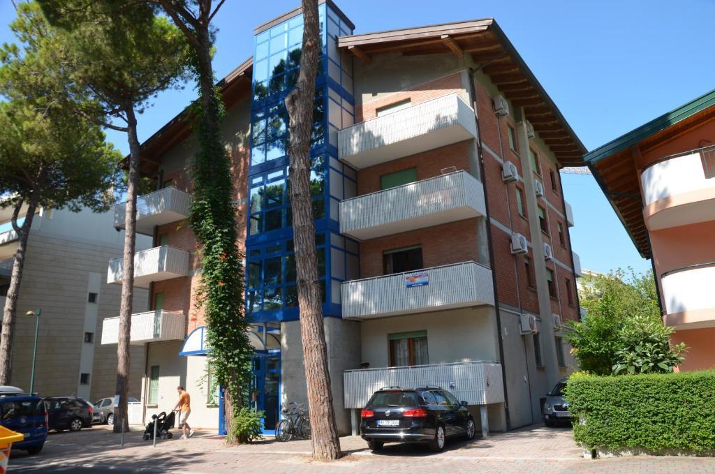 Elena Lägenhet Lignano Sabbiadoro Exteriör bild